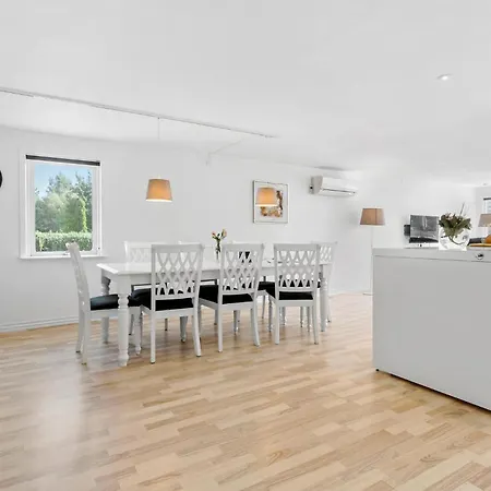 Holiday home In With Kitchen